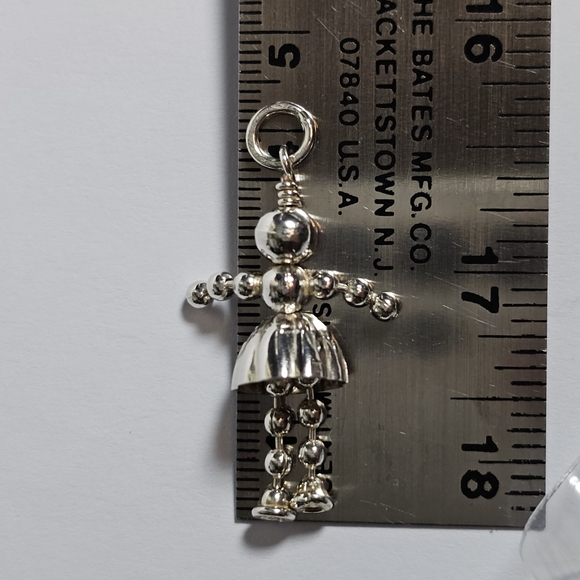 Vintage Articulating Girl Pendant in Sterling Silver - Picture 9 of 10